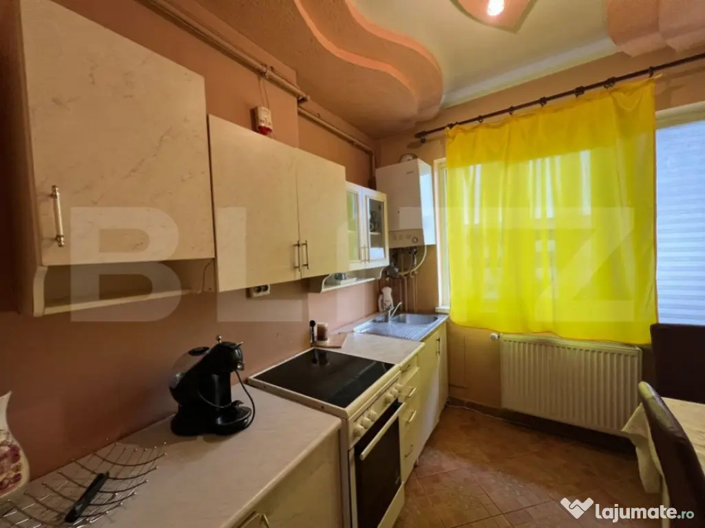 Apartament de vanzare, cu 2 camere, 48 mp, zona Bulevardul T