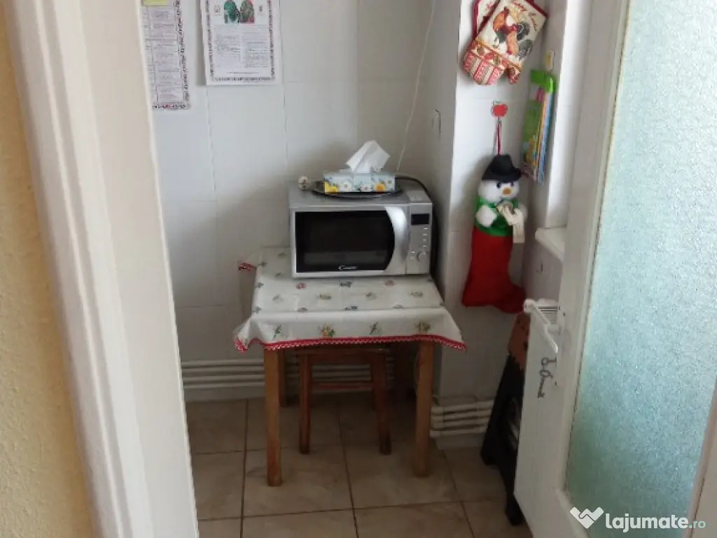 De inchiriat garsoniera central Winmarkt Republicii 