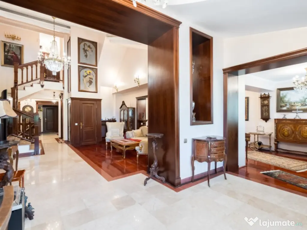 Vila cu piscina pe malul lacului-Snagov -Ciofliceni 