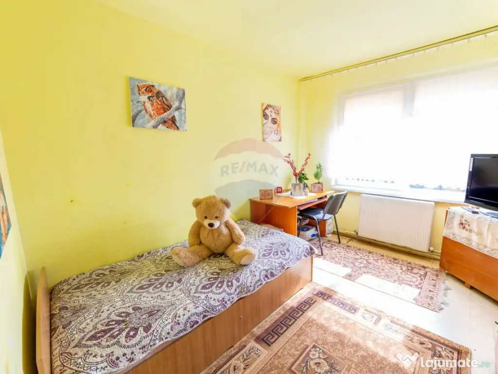 4 camere spațioase, etaj 1, zonă verde și liniștită