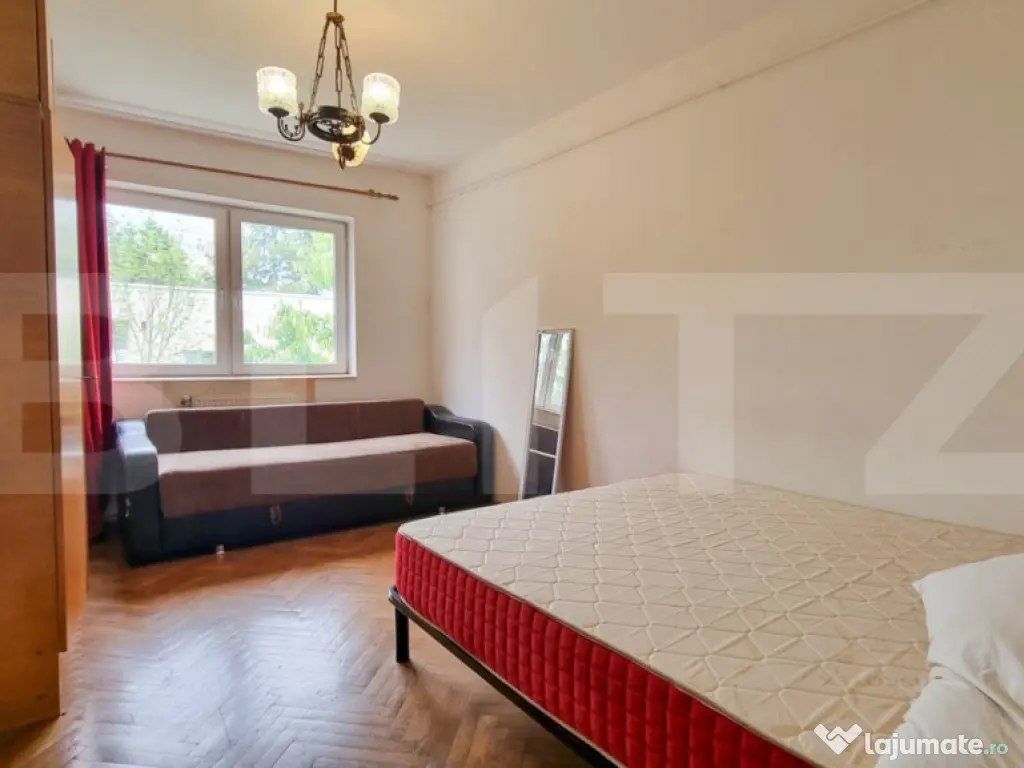 Apartament cu 4 camere decomandate + 2 balcoane, 110 mp, zon