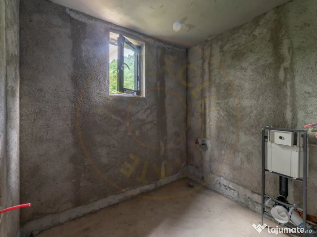 Casa Babana, Arges - P+1+pod - cu panouri solare 