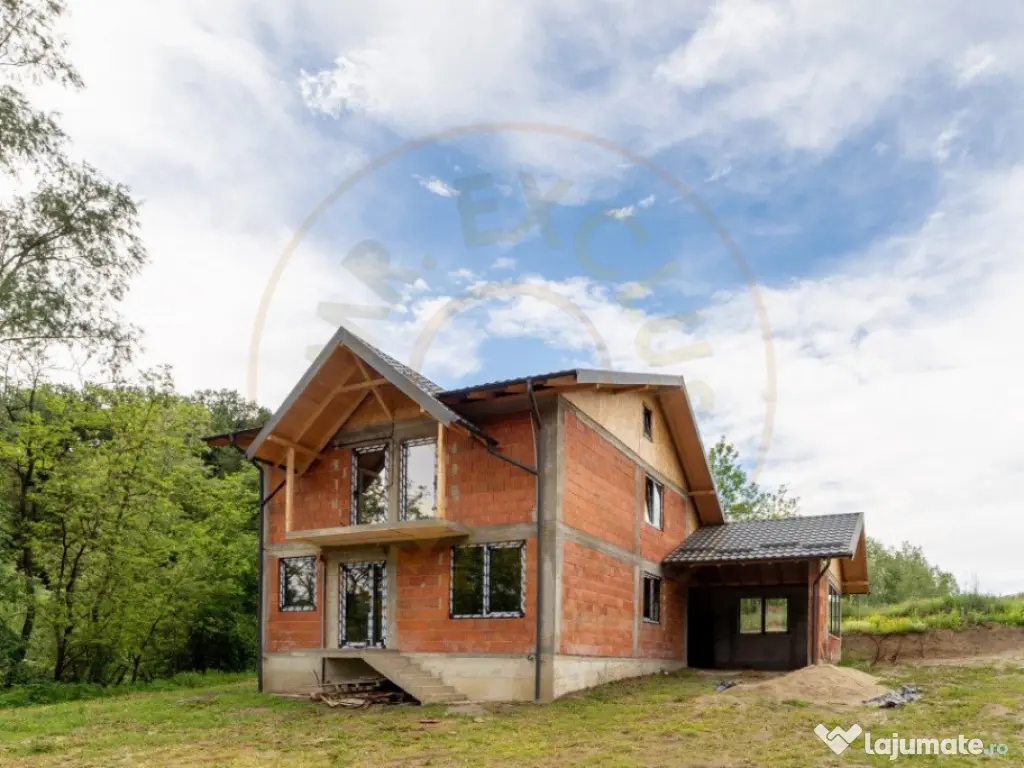 Casa Babana, Arges - P+1+pod - cu panouri solare 