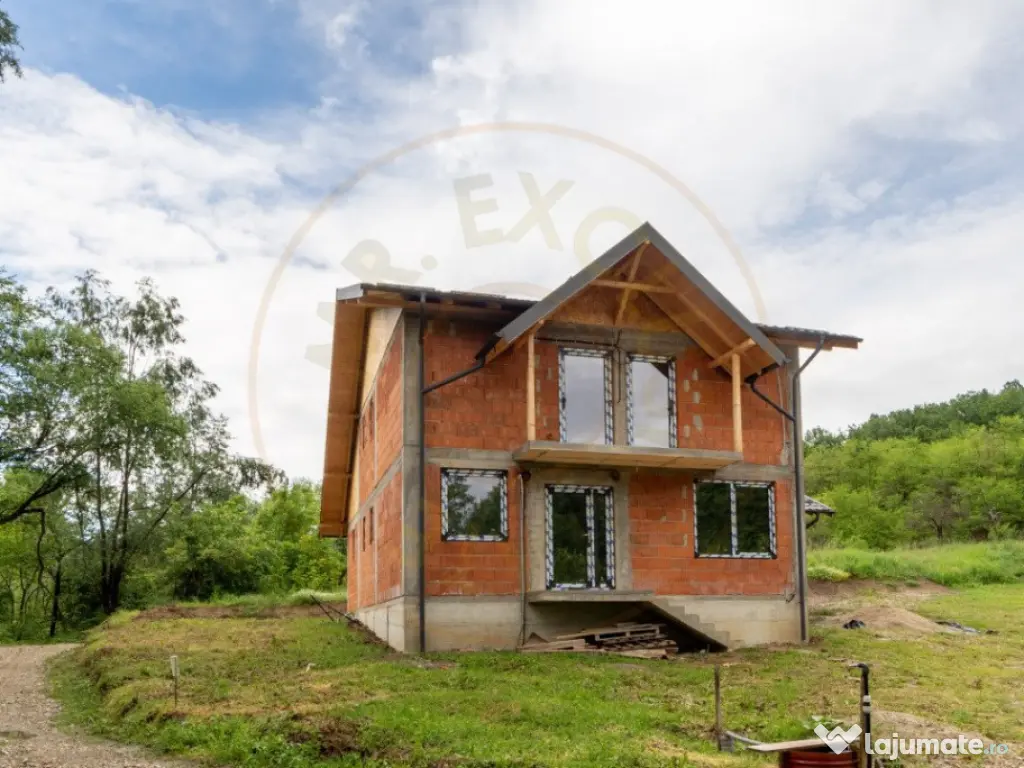 Casa Babana, Arges - P+1+pod - cu panouri solare 