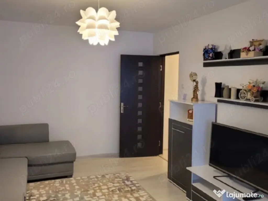 Apartament 2 camere, decomandat - zona Racadau.
