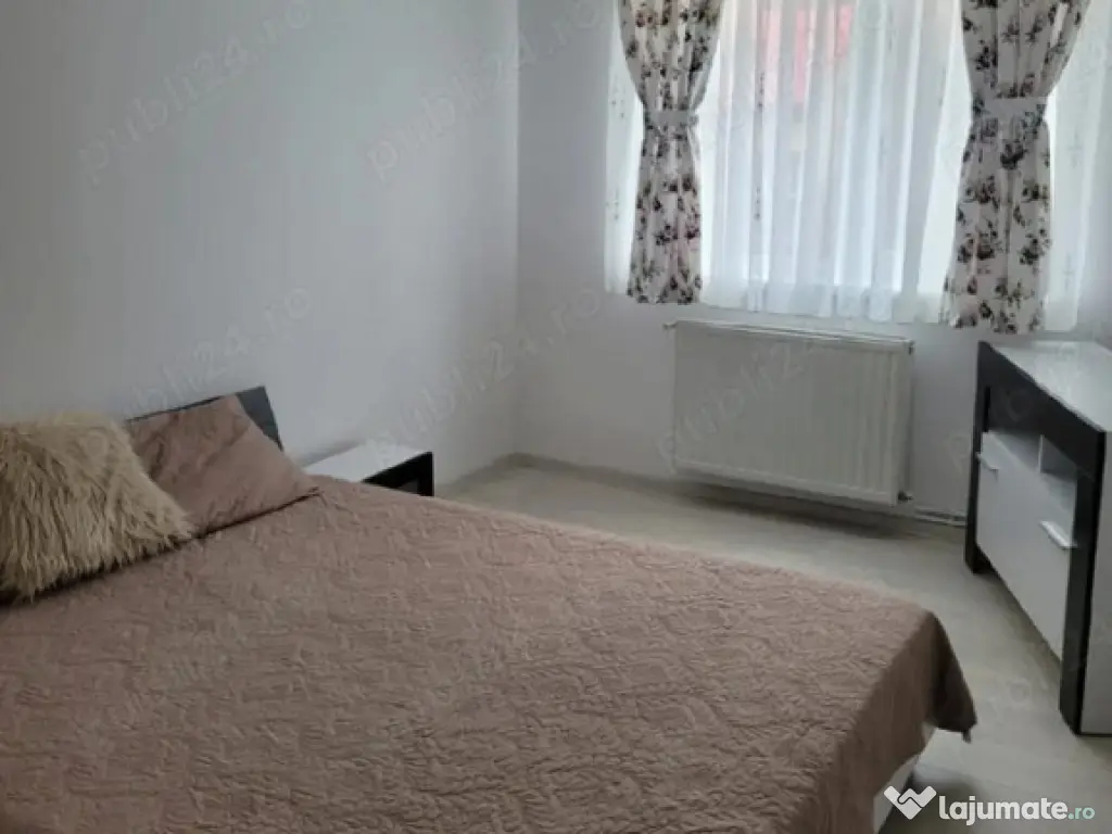 Apartament 2 camere, decomandat - zona Racadau.