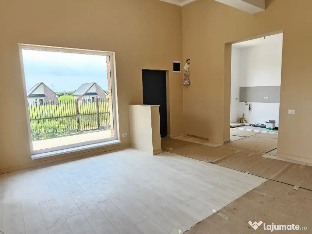 Casa parter 3 camere /Com. Berceni Ilfov