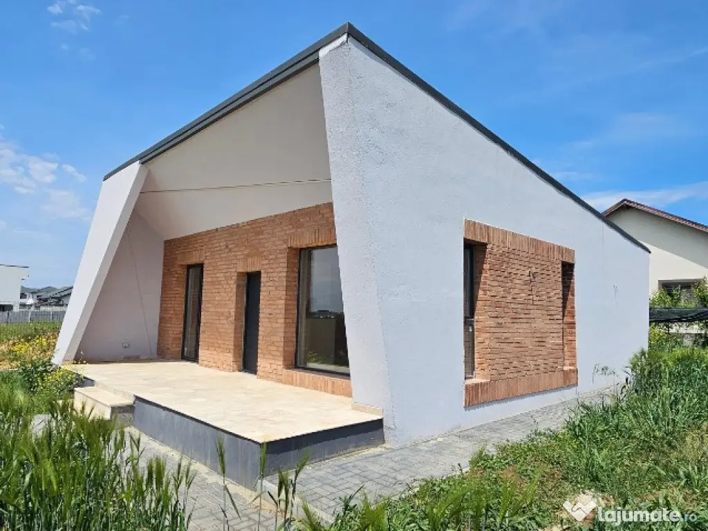 Casa parter 3 camere /Com. Berceni Ilfov