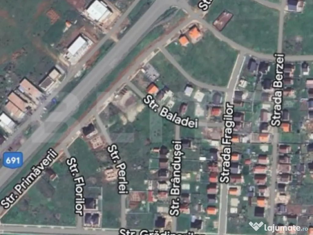 Teren intravilan 750 mp, front 18 ml. Giarmata!
