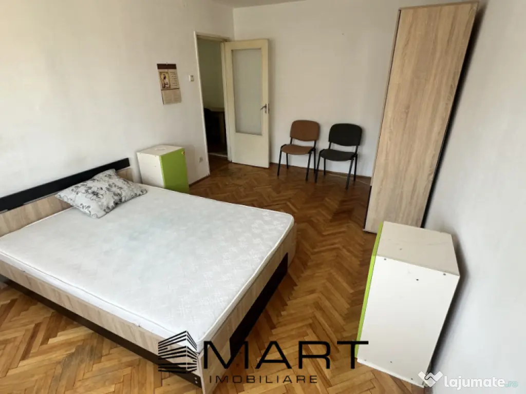 Apartament 4 camere decomandate Vasile Aaron