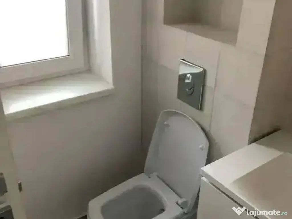 Apartament 3 camere zona Parcul Carol ! 