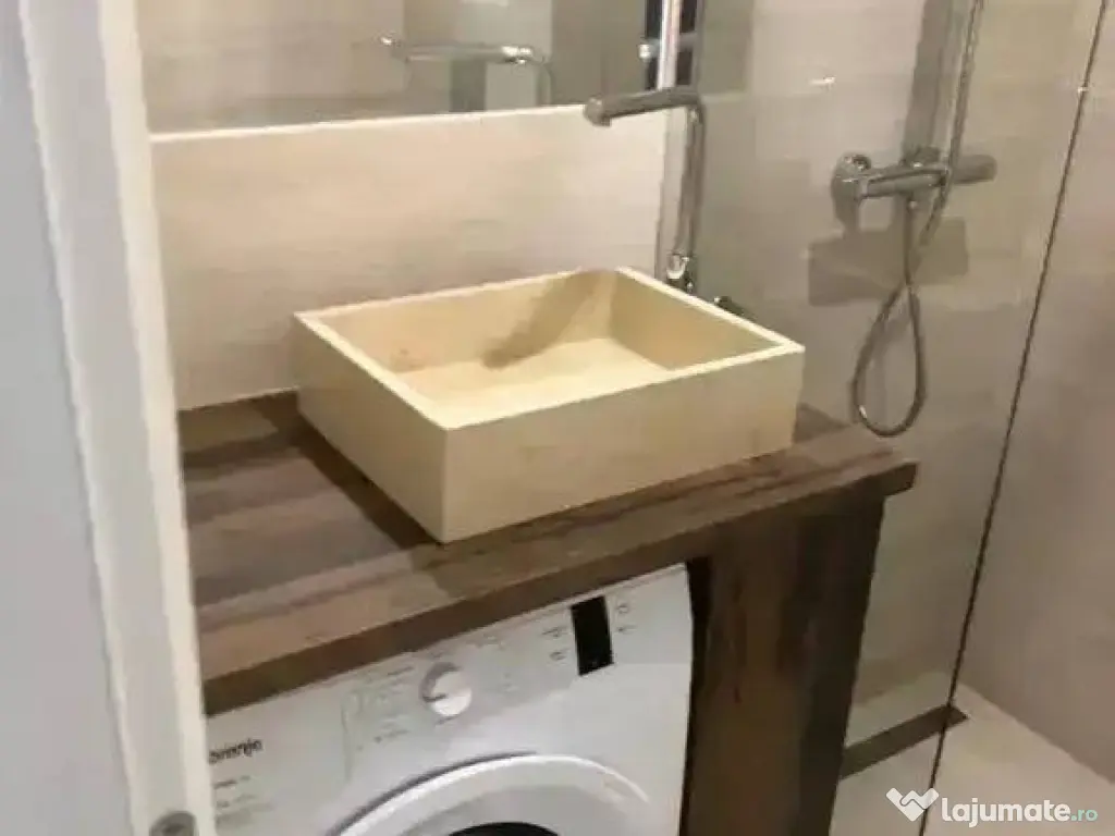 Apartament 3 camere zona Parcul Carol ! 