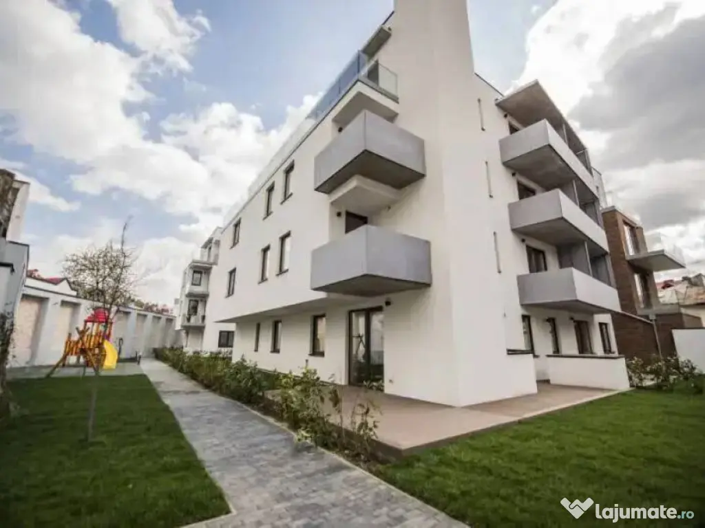 Apartament 3 camere zona Parcul Carol ! 