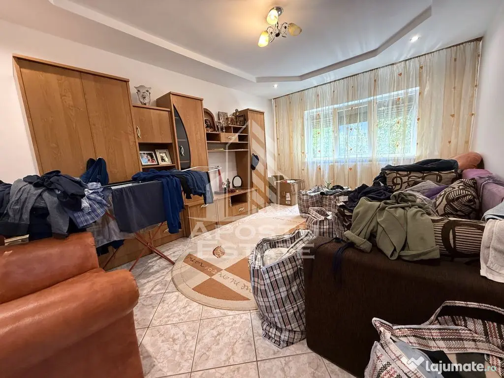 Apartament cu 2 camere, etaj 2, centrala proprie, zona Fr... 