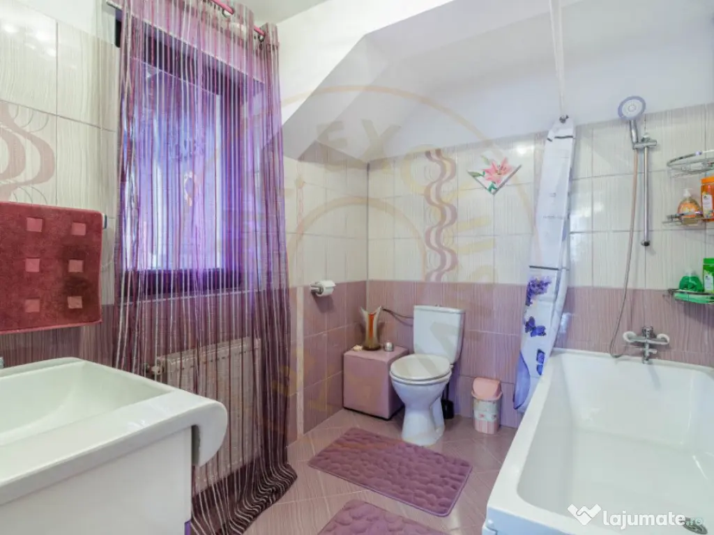 Vila spațioasă și elegantă, aproape de pădure – Tunar 