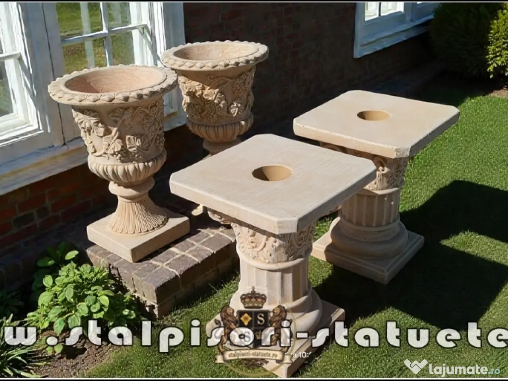 Set vază cu soclu, gri patinat, model V1-S6. 