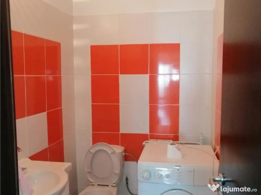 Apartament 3 camere Nerva Traian 