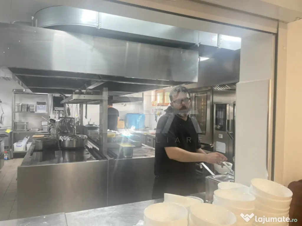 Spațiu Comercial Premium – Restaurant / Evenimente – La 