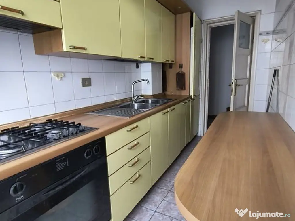 Piata Romana- Magheru- Ideal investitie! 