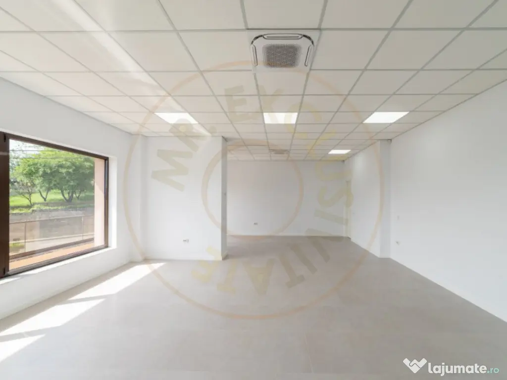 Spațiu comercial generos – 160 mp – poziție premium pe