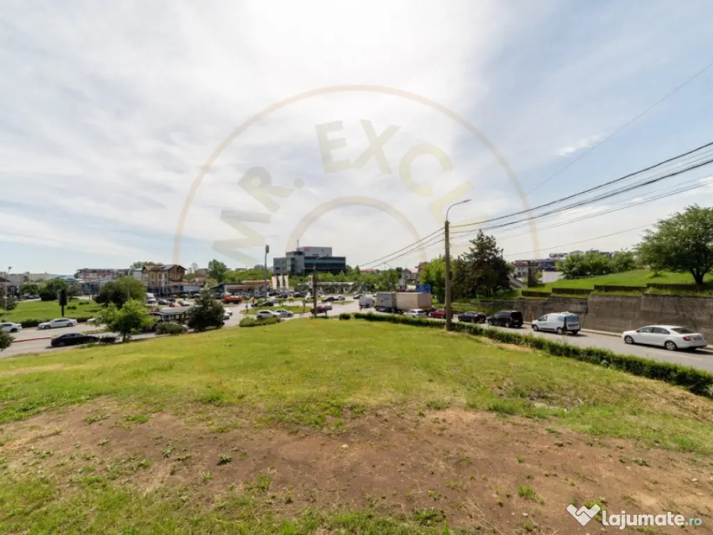 Spațiu comercial generos – 160 mp – poziție premium pe