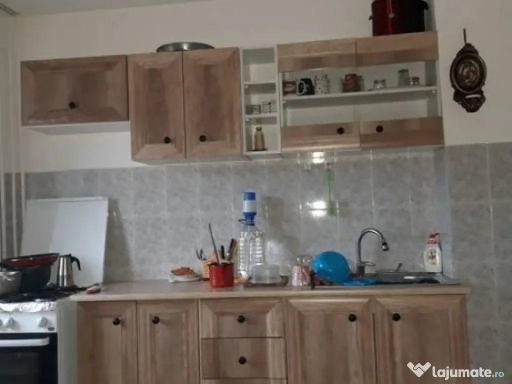 2 camere in zona Medicinei