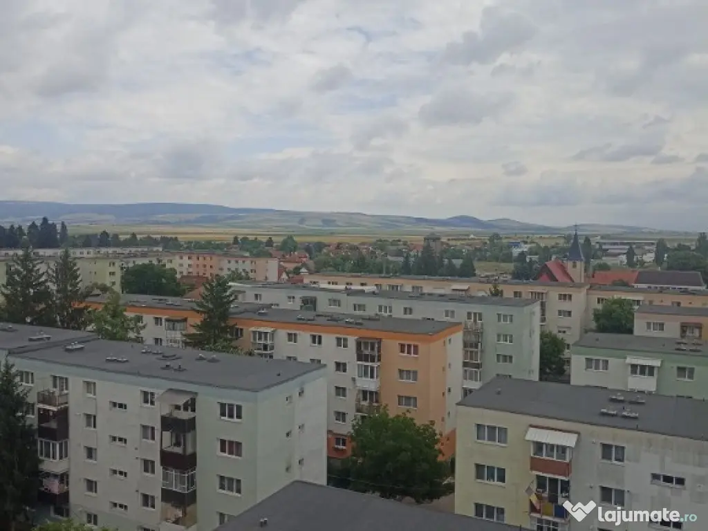 De vânzare apartament cu 2 camere în Sfântu Gheorghe
