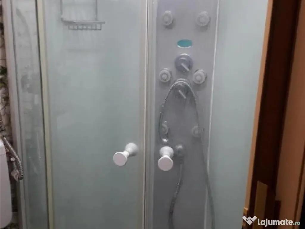 1 camera in zona Medicinei