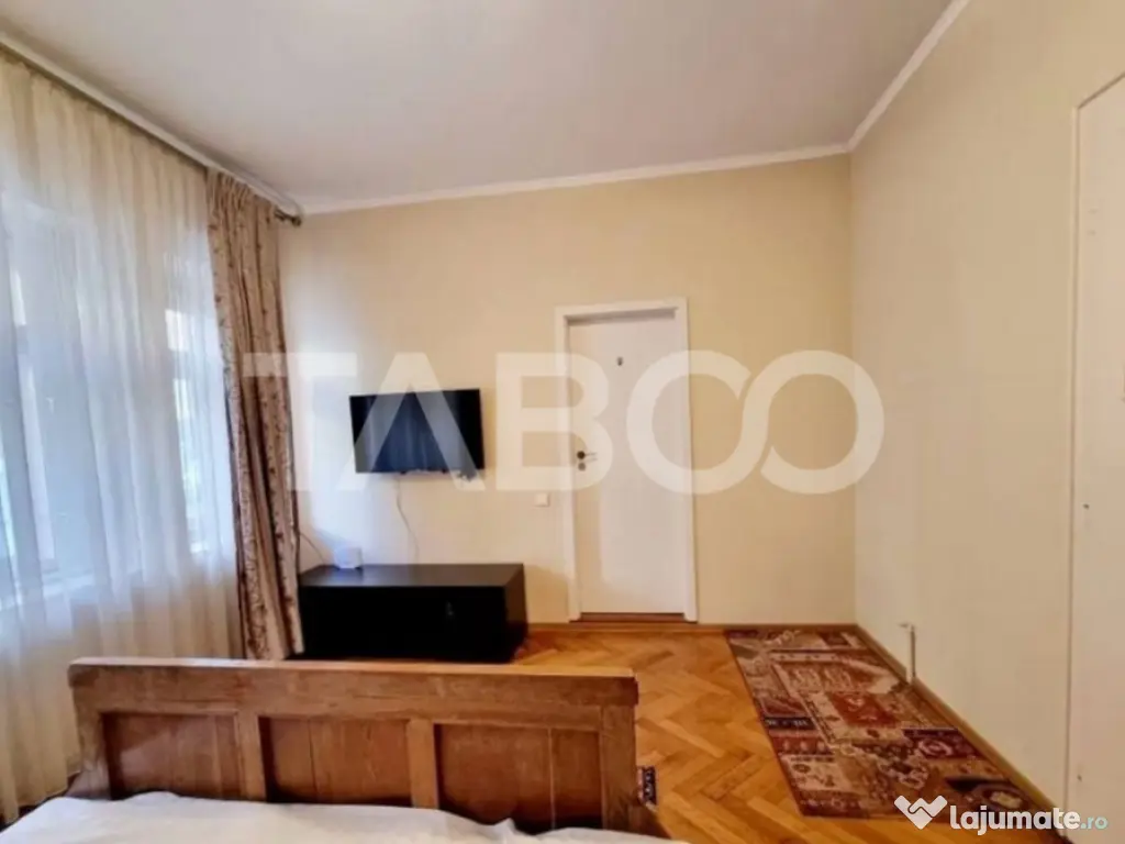 Apartament de vanzare 2 camere 2 bai 2 pivnite Sibiu Centrul 
