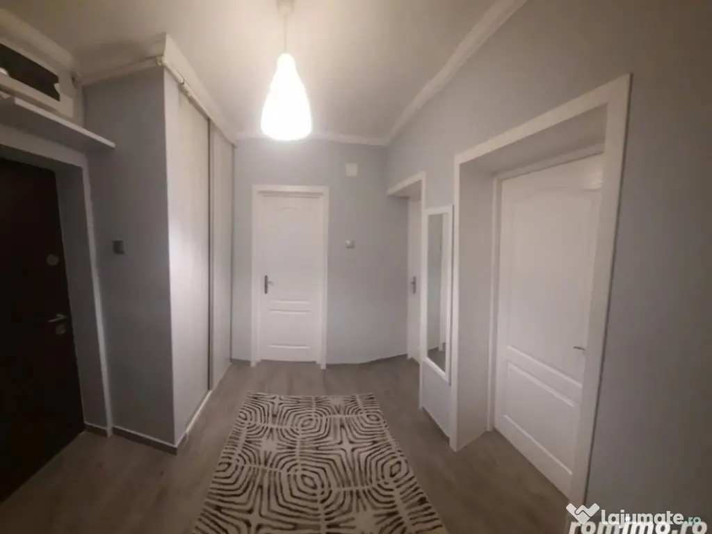 2 camere in zona Dacia