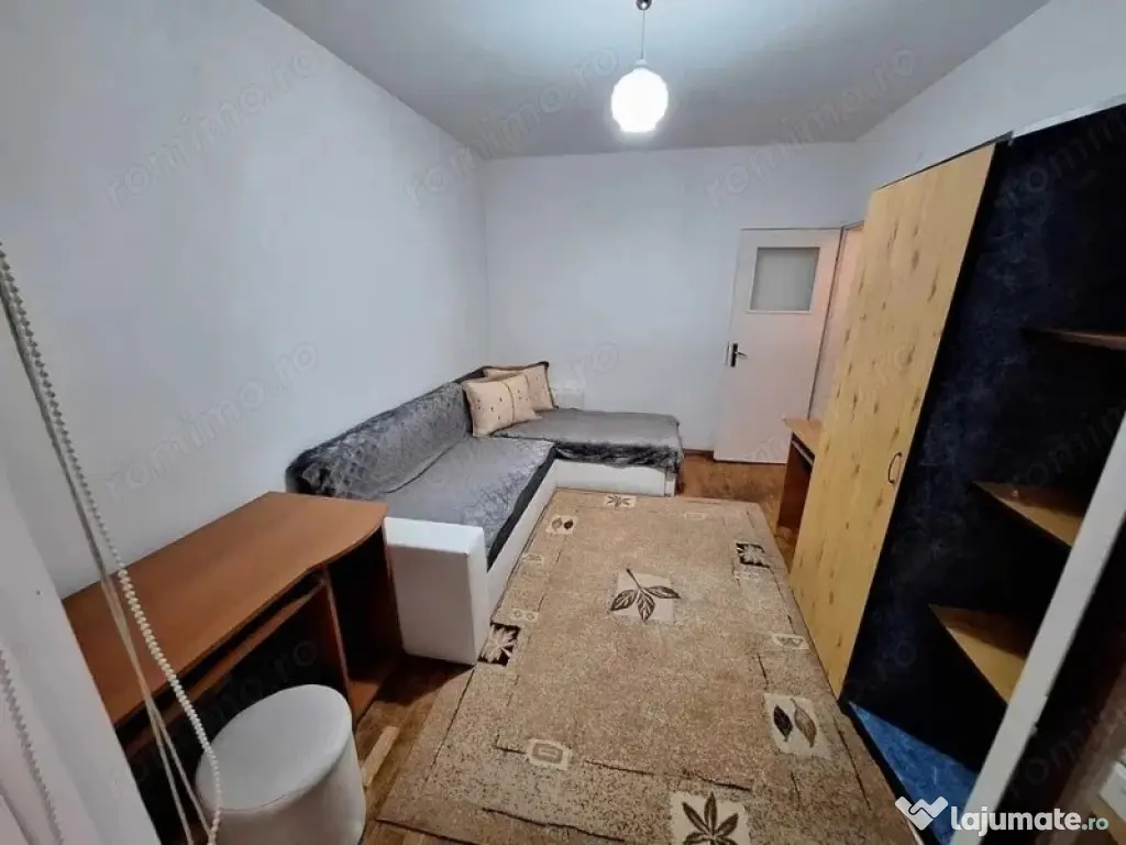 3 camere in zona Dacia