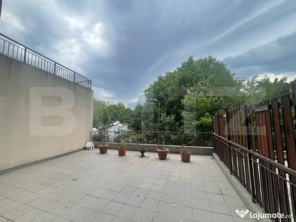 Apartament 3 camere, 80 mp, 2 terase mari, mobilat complet,