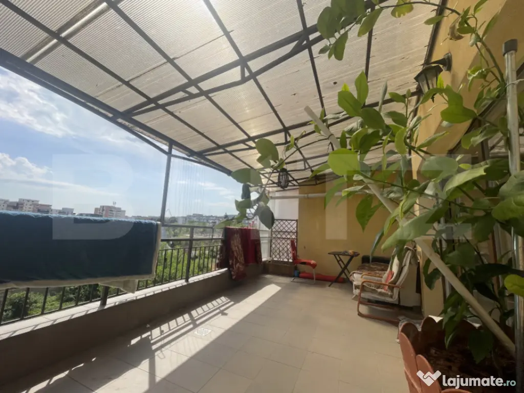 Apartament 3 camere, 80 mp, 2 terase mari, mobilat complet,