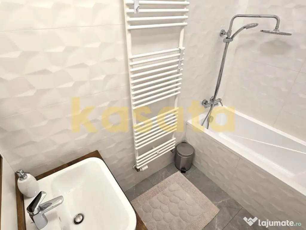 Apartament 5 camere & Curte | Premium | Gata de mutat | V... 