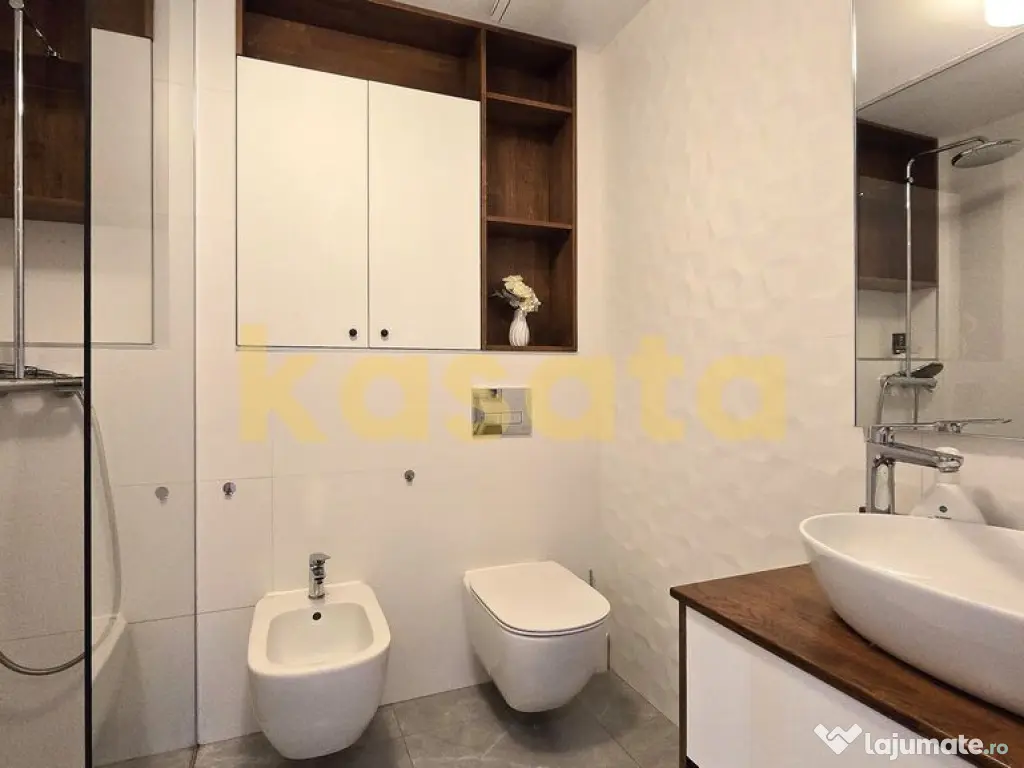 Apartament 5 camere & Curte | Premium | Gata de mutat | V... 