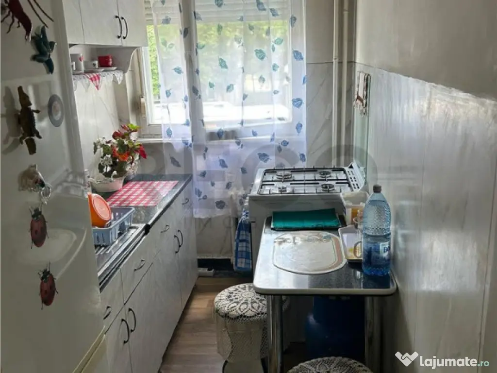 Apartament 3 camere etajul 1 