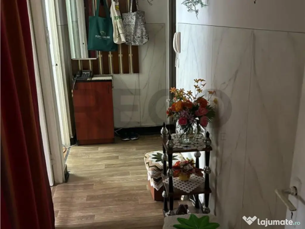 Apartament 3 camere etajul 1 