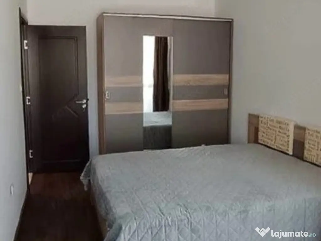 3 camere in zona Lunei