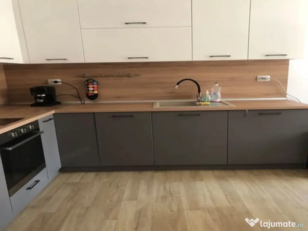 1 camera in zona Modern