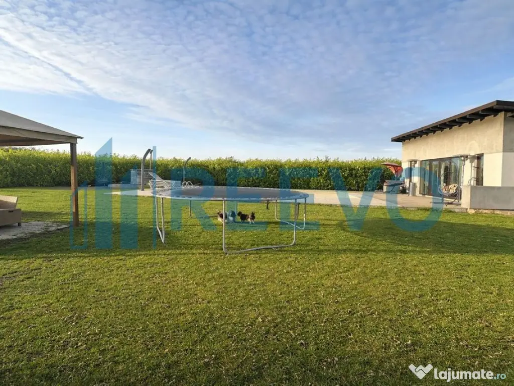 Proprietate pentru investiție cu Piscină în Hemeiuș