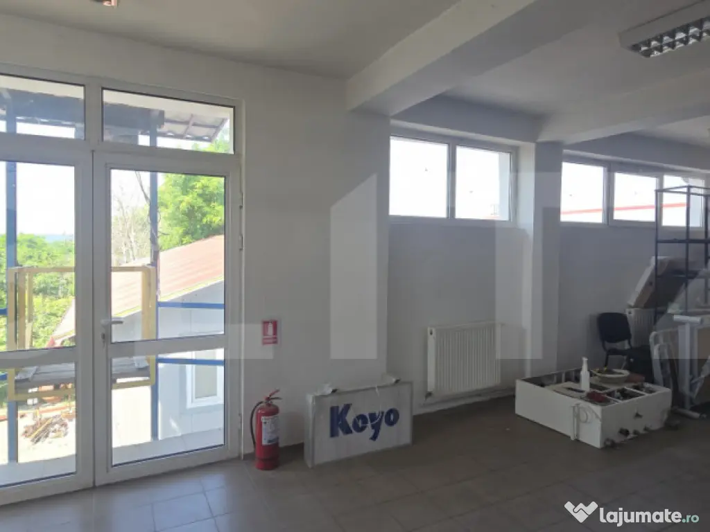 Clădire multifuncțională P+1+M, zona Calea Severinului/Ma