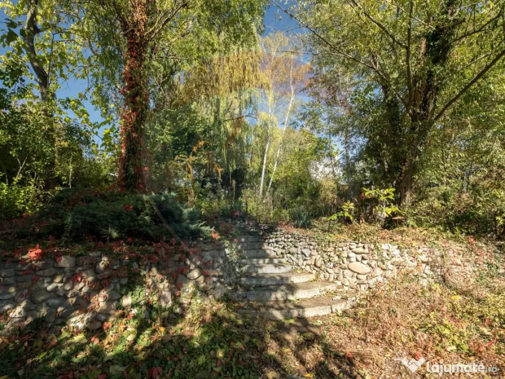 Vila 474 mp utili deschidere direct lac Snagov 1250 mp teren 