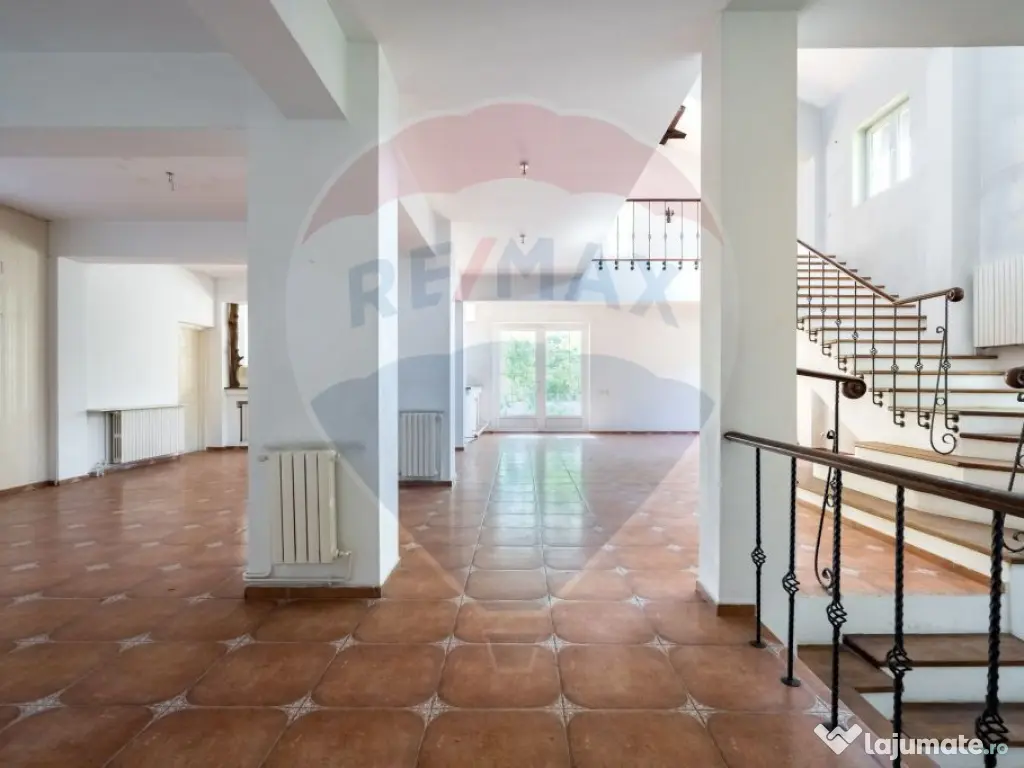 Vila 474 mp utili deschidere direct lac Snagov 1250 mp teren 