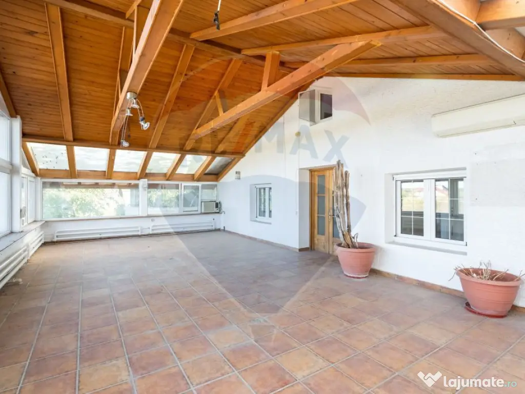 Vila 474 mp utili deschidere direct lac Snagov 1250 mp teren 