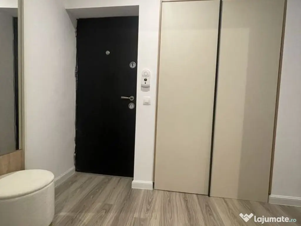 Apartament 2 camere semidecomandat- zona Dacia 