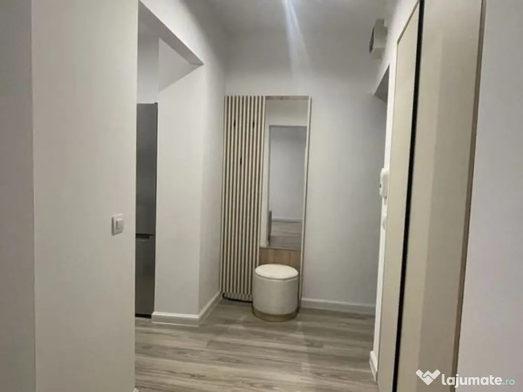 Apartament 2 camere semidecomandat- zona Dacia 