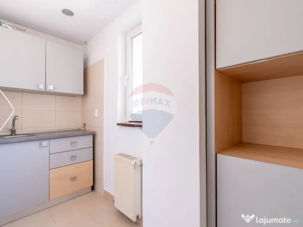 Casa cu 12 camere de inchiriat, Str. Traian