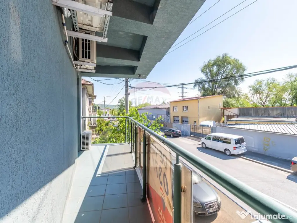 Casa cu 12 camere de inchiriat, Str. Traian