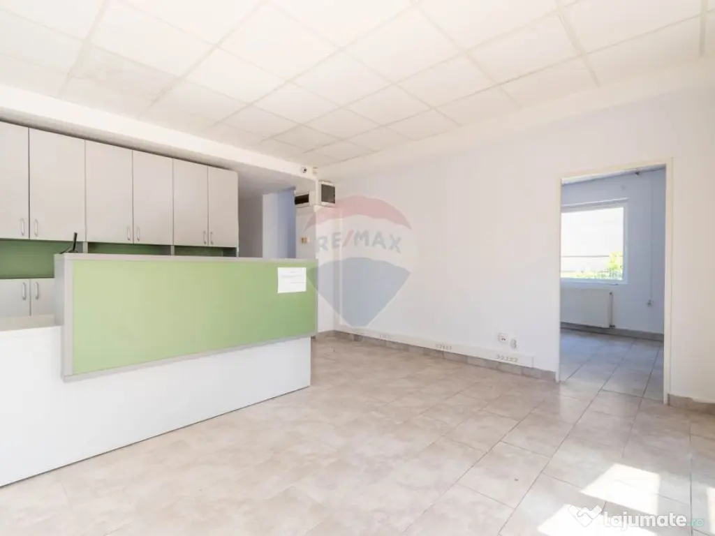 Casa cu 12 camere de inchiriat, Str. Traian