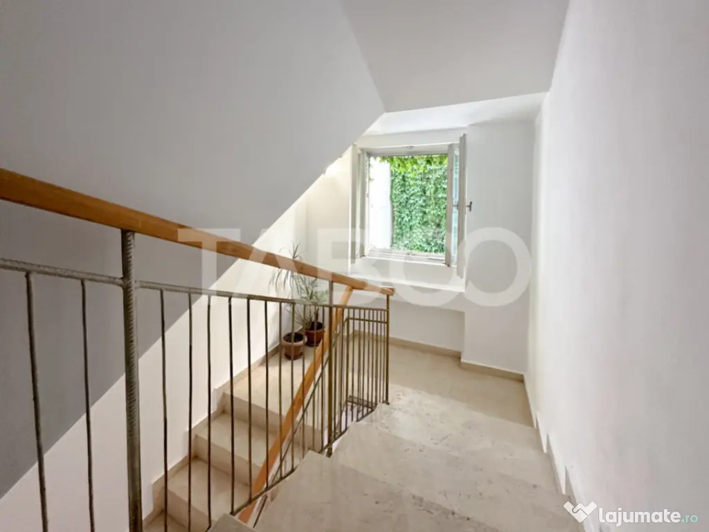 Apartament cu 2 camere decomandate in Centru pretabil si pen